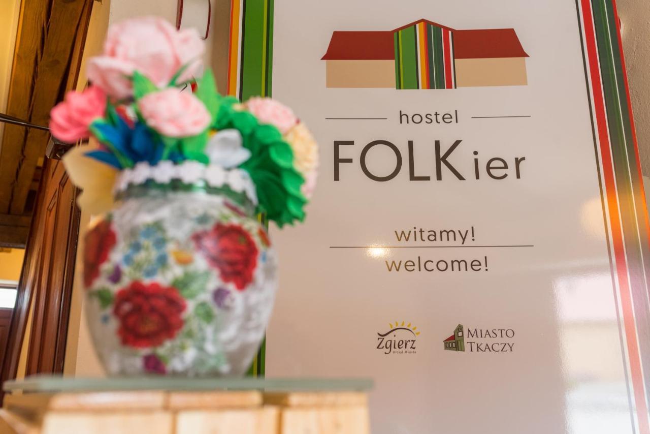 Auberge de jeunesse Gosciniec Folkier à Zgierz Extérieur photo