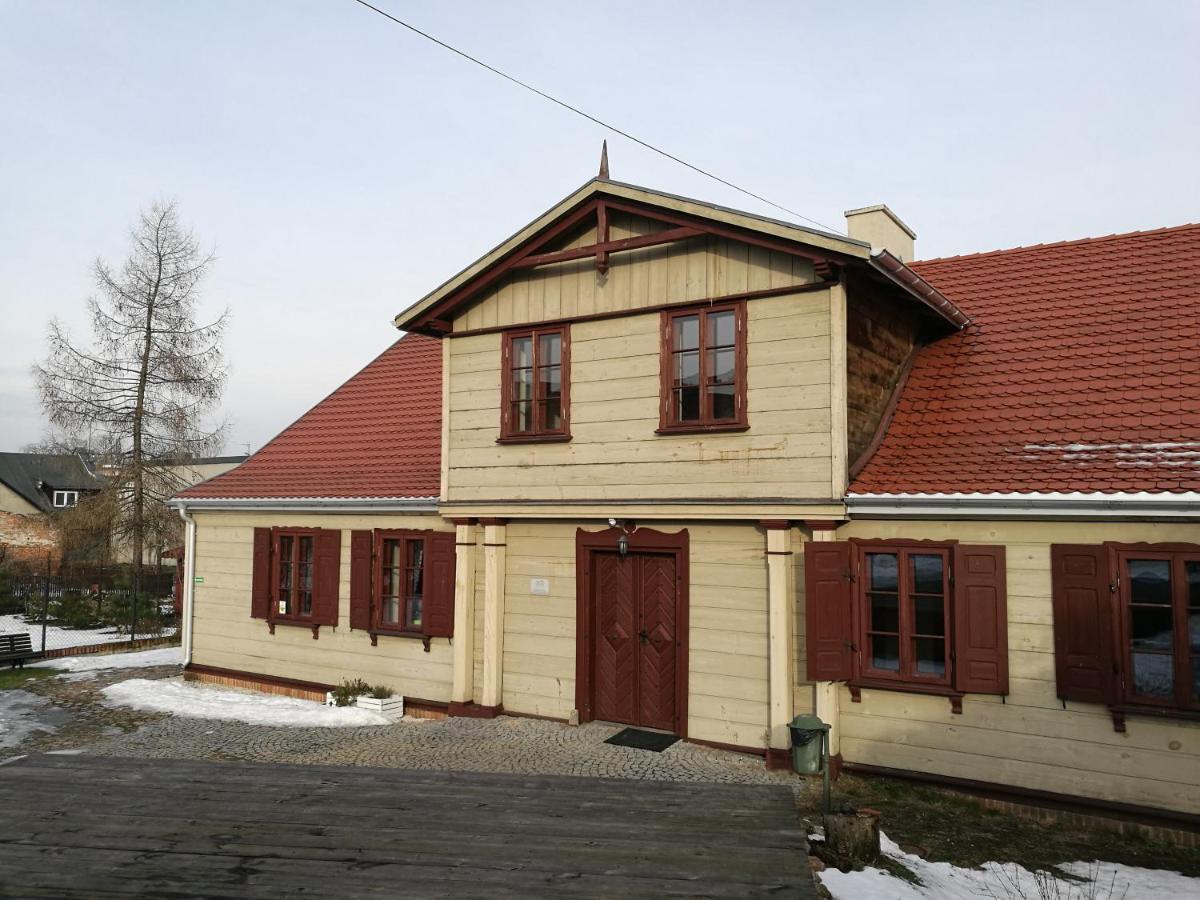 Auberge de jeunesse Gosciniec Folkier à Zgierz Extérieur photo