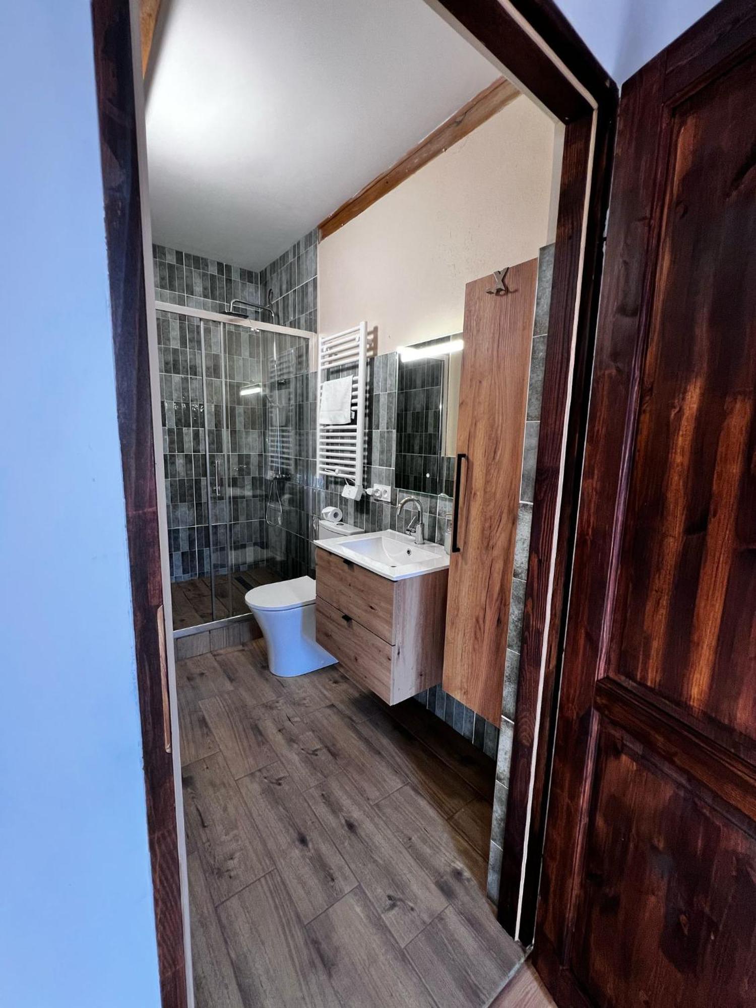 Auberge de jeunesse Gosciniec Folkier à Zgierz Extérieur photo